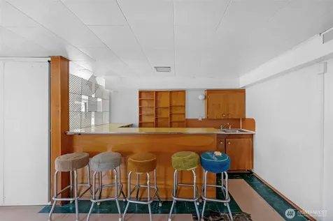 10412 61st Avenue S Seattle WA 98178