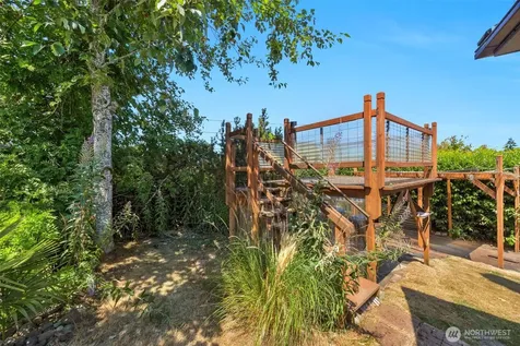 10412 61st Avenue S Seattle WA 98178