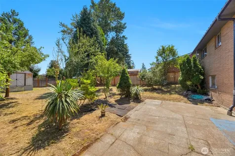 10412 61st Avenue S Seattle WA 98178