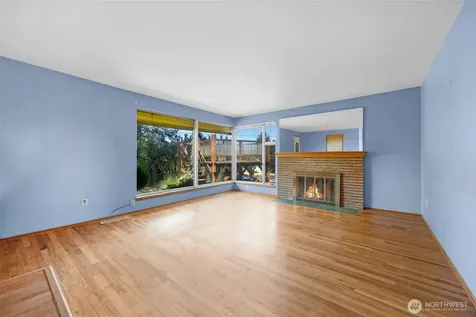 10412 61st Avenue S Seattle WA 98178