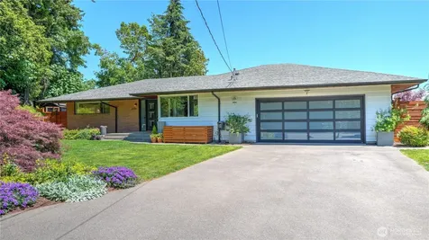 22010 34th Avenue S Seatac WA 98198