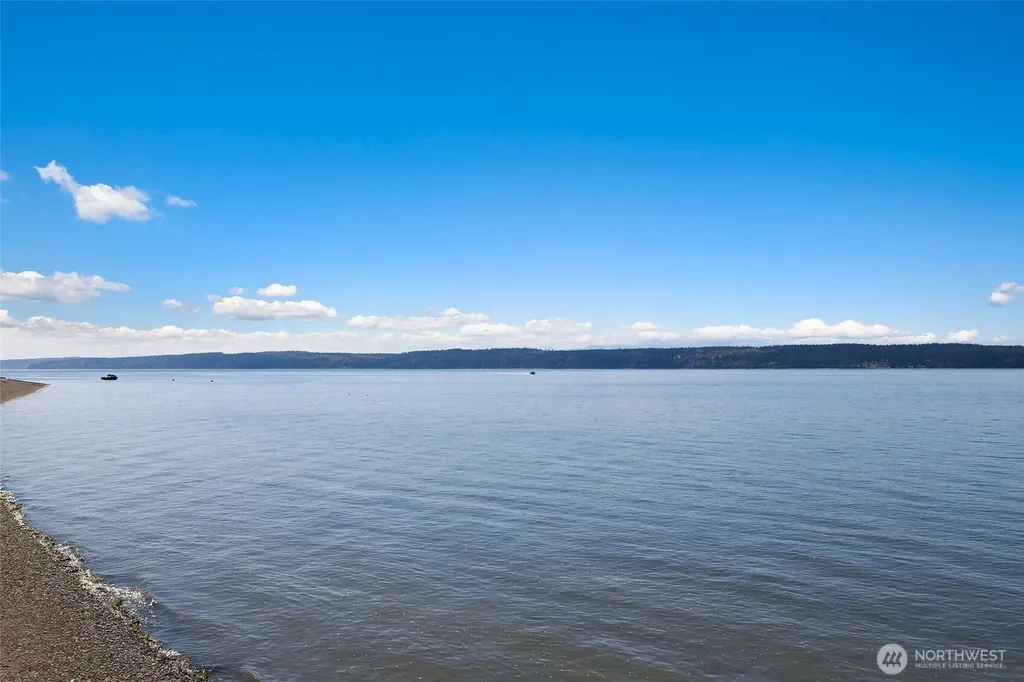 1122 Rockaway Lane Camano Island WA 98282