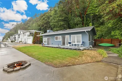 1122 Rockaway Lane Camano Island WA 98282