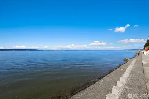 1122 Rockaway Lane Camano Island WA 98282