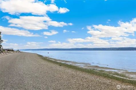 1122 Rockaway Lane Camano Island WA 98282
