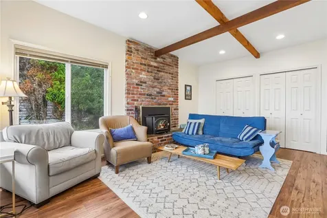 1122 Rockaway Lane Camano Island WA 98282
