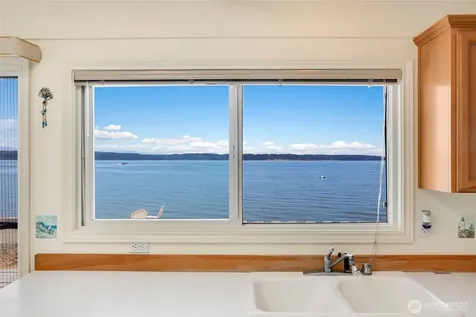 1122 Rockaway Lane Camano Island WA 98282
