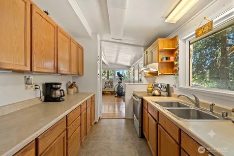 1014 N 15th Street Mount Vernon WA 98273