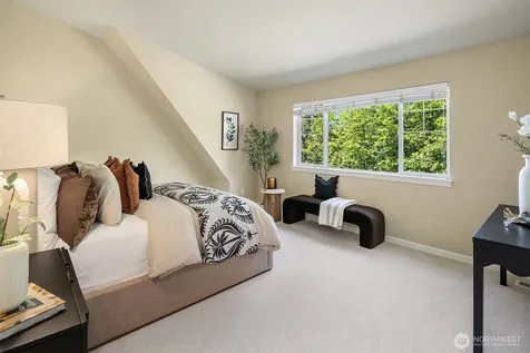16517 SE 66th Street Bellevue WA 98006