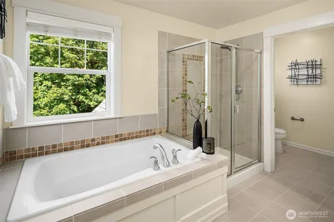 16517 SE 66th Street Bellevue WA 98006