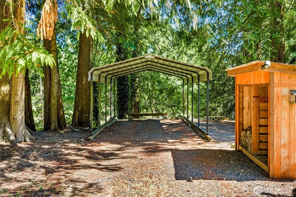 360 Kingsway W Bremerton WA 98312