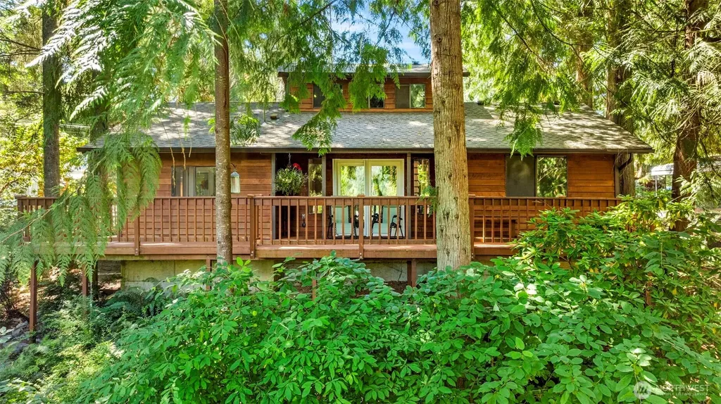 360 Kingsway W Bremerton WA 98312