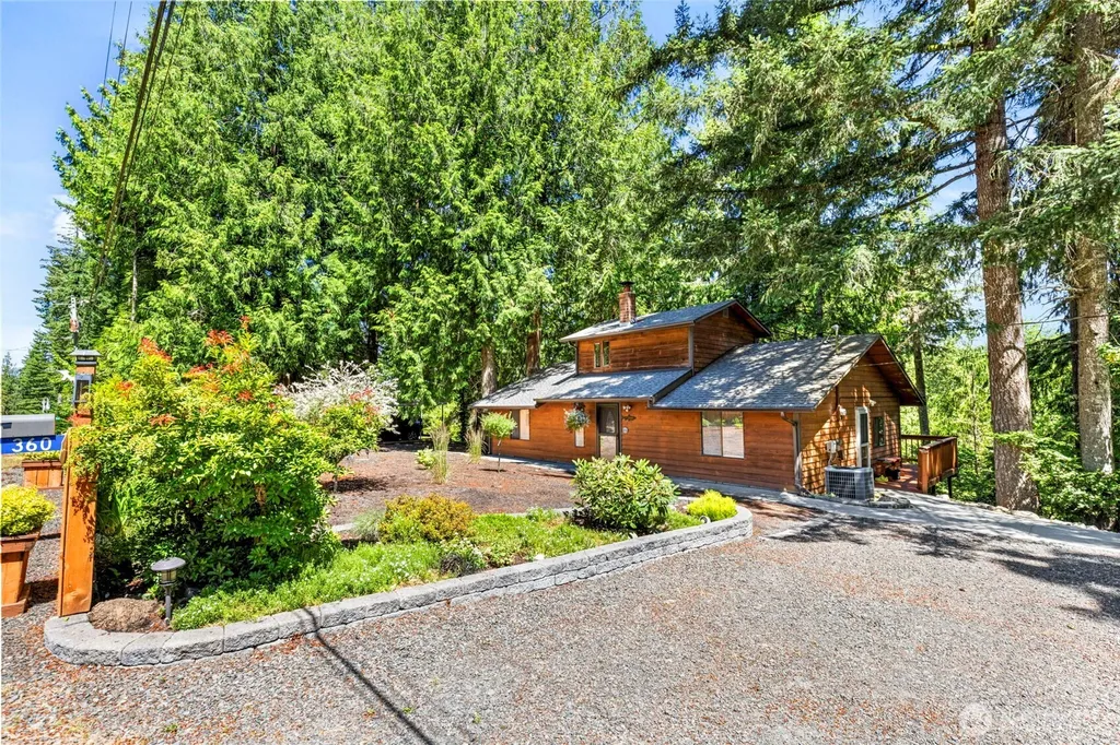 360 Kingsway W Bremerton WA 98312