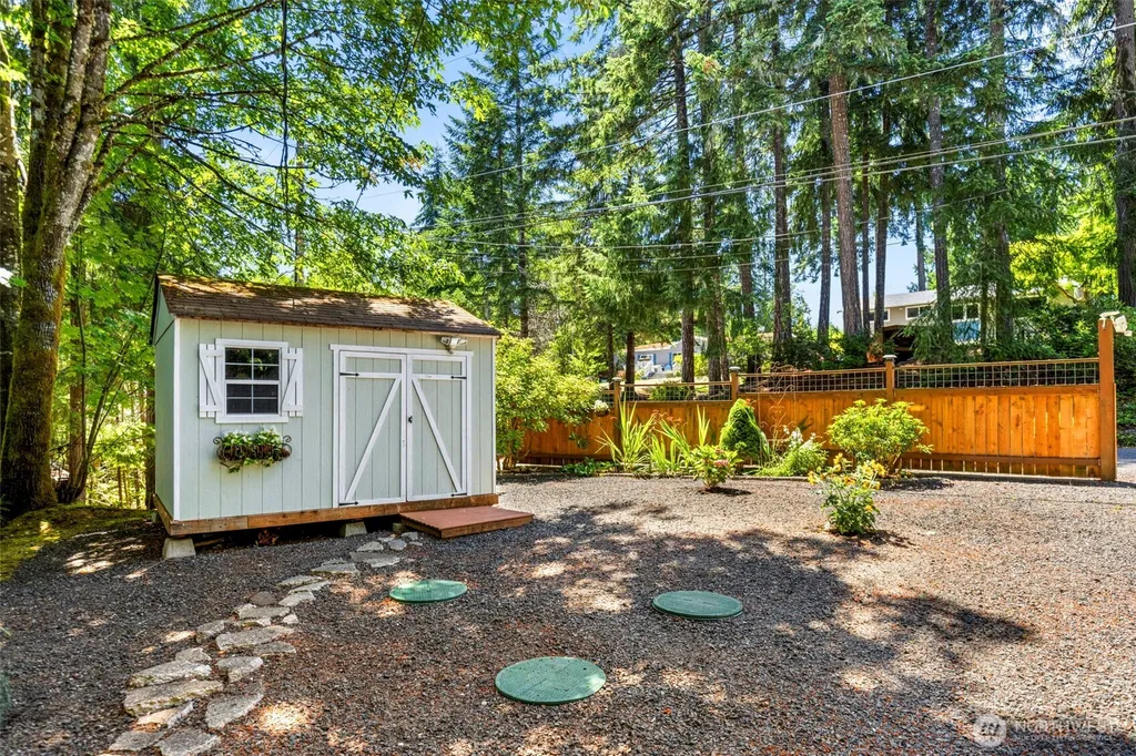 360 Kingsway W Bremerton WA 98312
