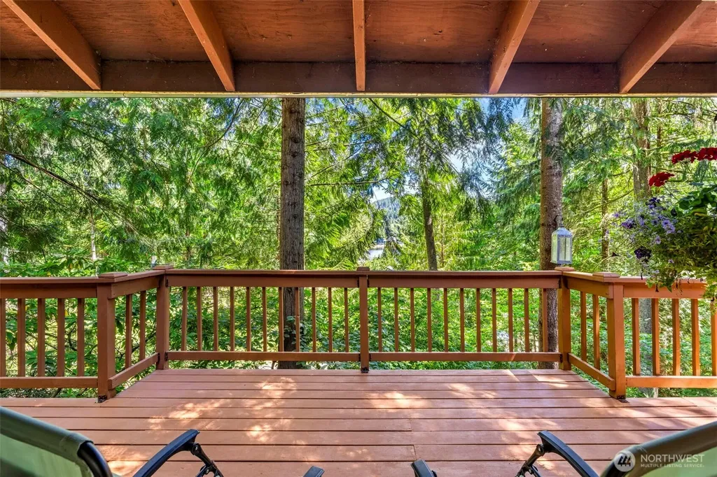 360 Kingsway W Bremerton WA 98312