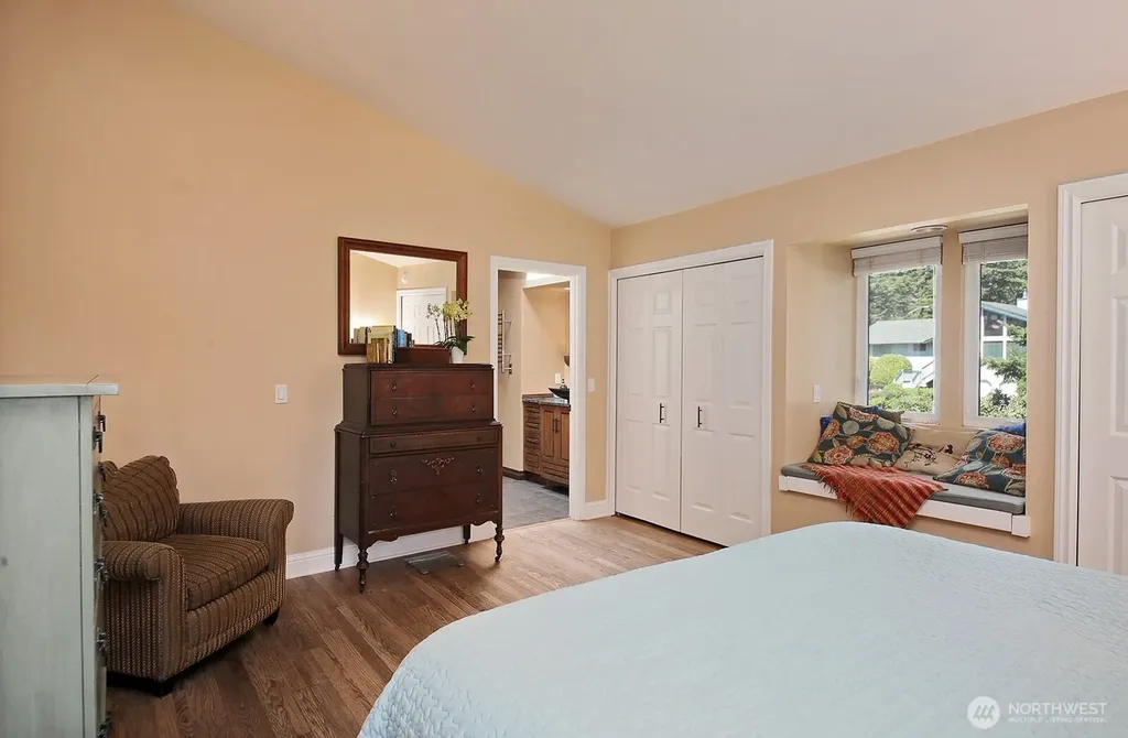 2130 Fairway Lane Oak Harbor WA 98277