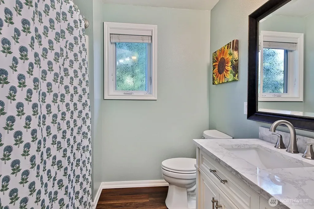 2130 Fairway Lane Oak Harbor WA 98277