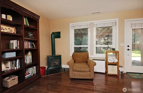 2130 Fairway Lane Oak Harbor WA 98277