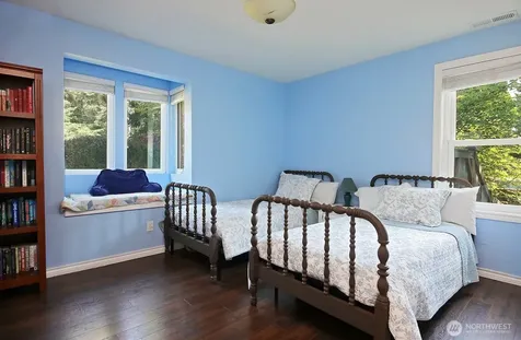 2130 Fairway Lane Oak Harbor WA 98277