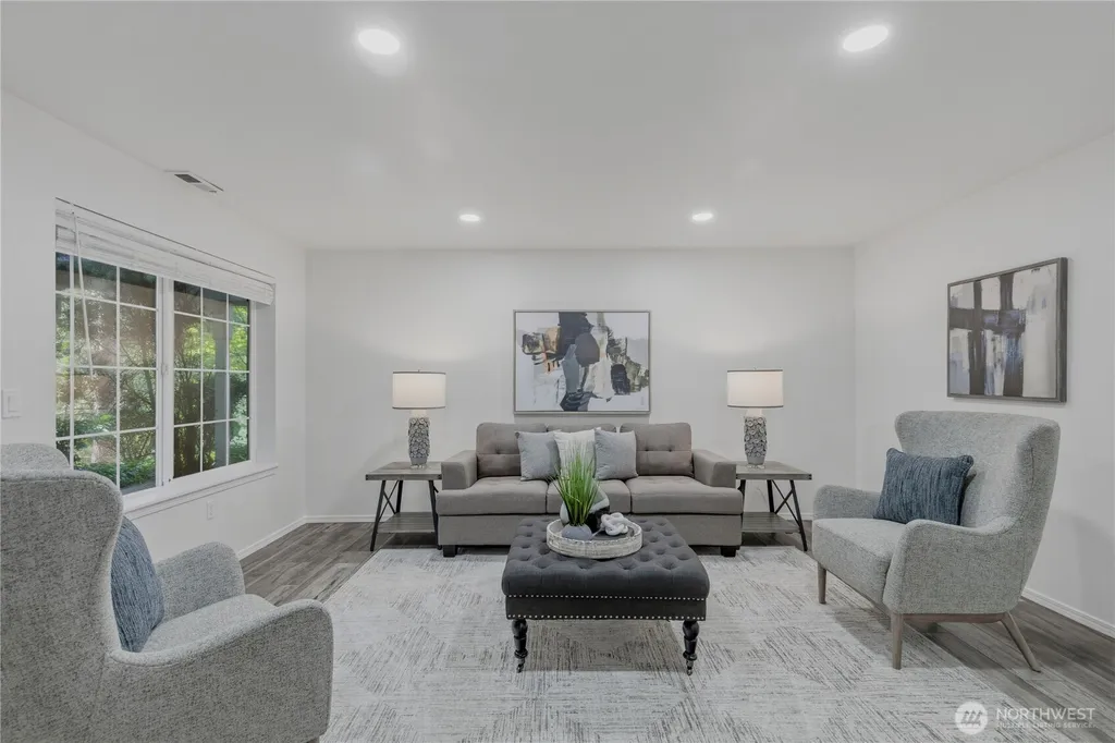 18585 NE 57th Street Redmond WA 98052