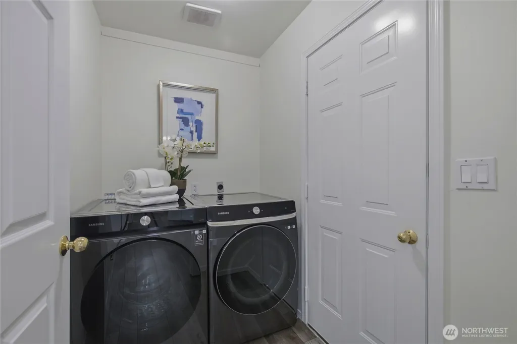 18585 NE 57th Street Redmond WA 98052