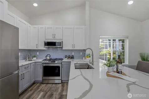 18585 NE 57th Street Redmond WA 98052