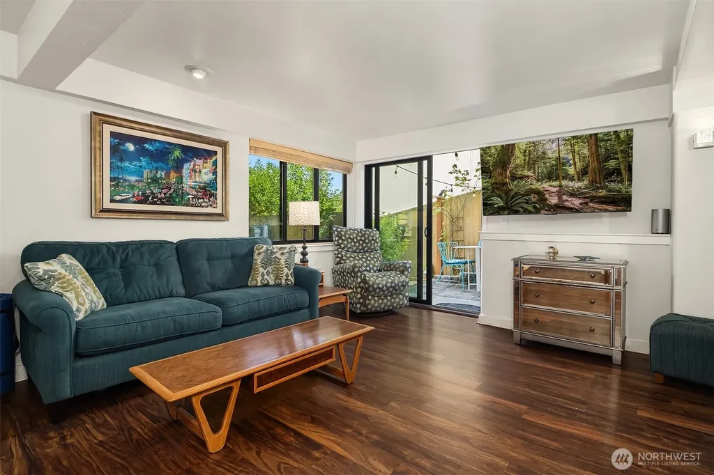 1024 5th Avenue S Edmonds WA 98020