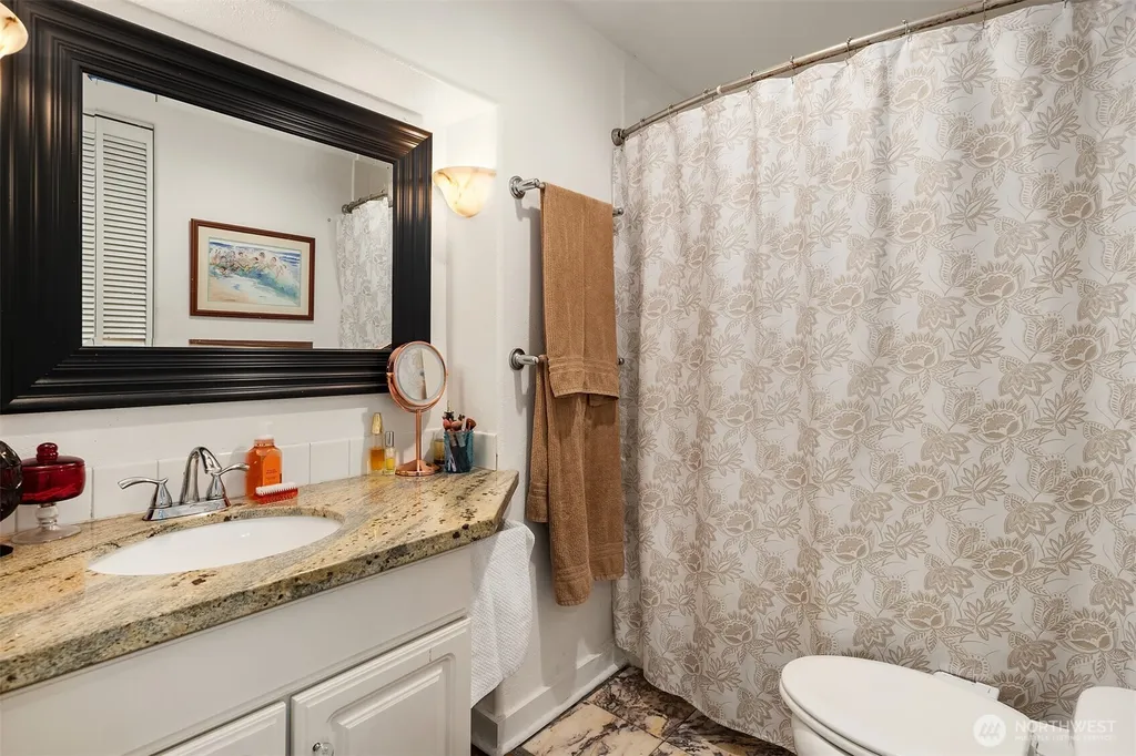 1024 5th Avenue S Edmonds WA 98020