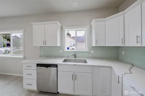 934 E 61st Street Tacoma WA 98408