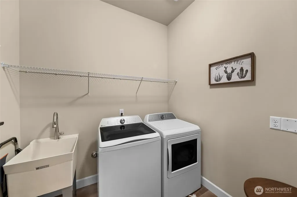 20710 156th Street E Bonney Lake WA 98391
