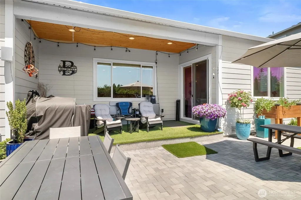 20710 156th Street E Bonney Lake WA 98391