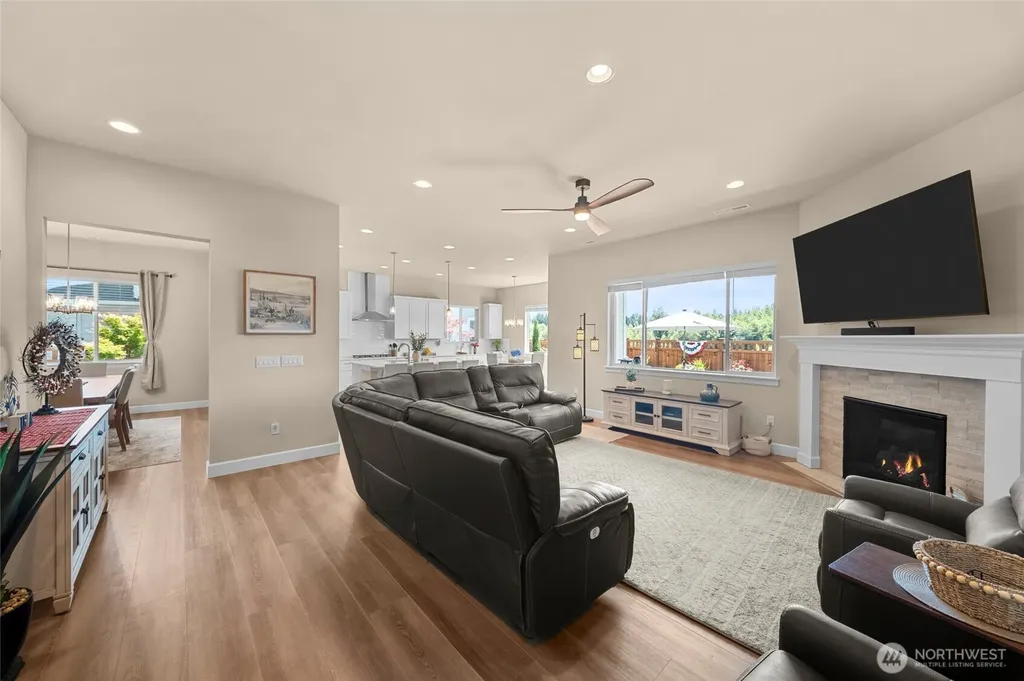 20710 156th Street E Bonney Lake WA 98391