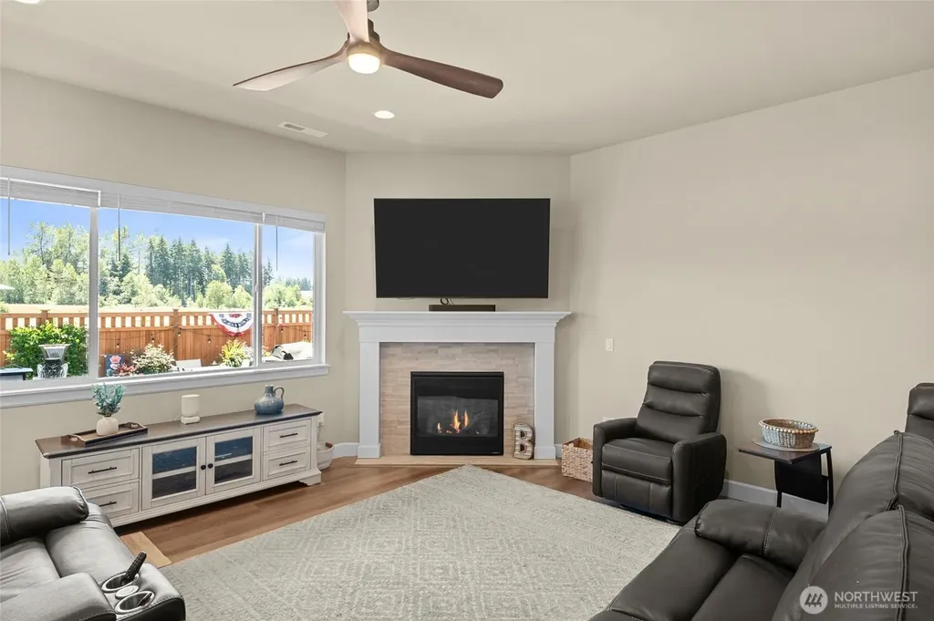 20710 156th Street E Bonney Lake WA 98391