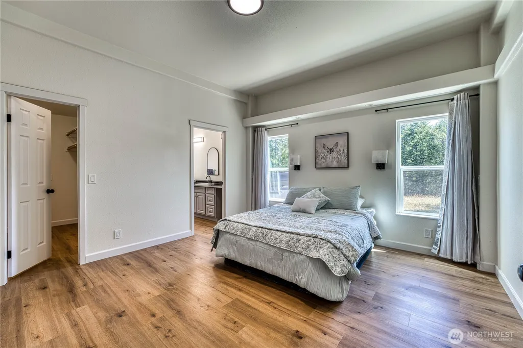 1208 205th Avenue Ct SW Lakebay WA 98349