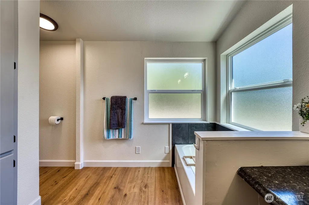 1208 205th Avenue Ct SW Lakebay WA 98349