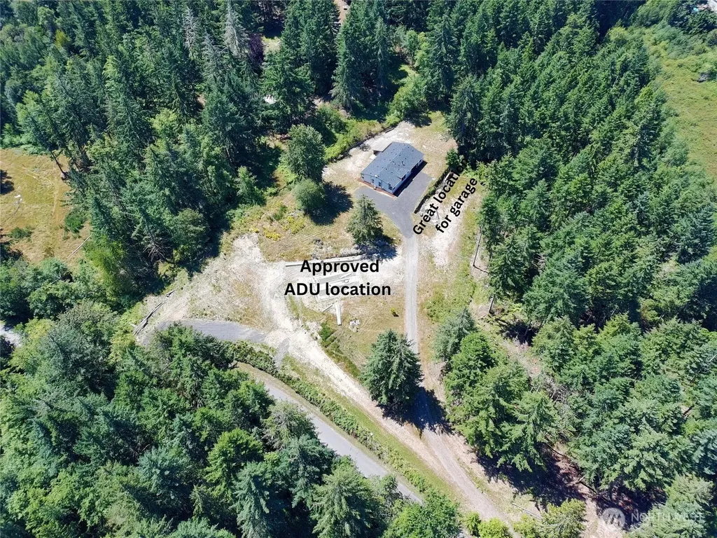 1208 205th Avenue Ct SW Lakebay WA 98349