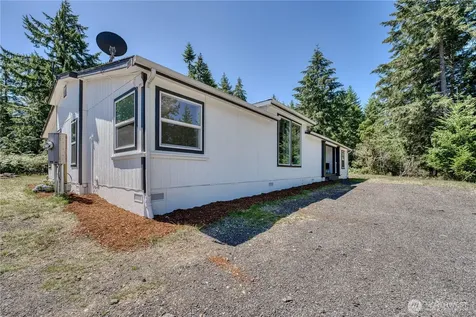 1208 205th Avenue Ct SW Lakebay WA 98349