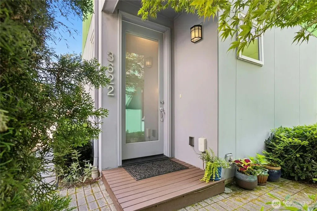 3622 36th Avenue S Seattle WA 98144