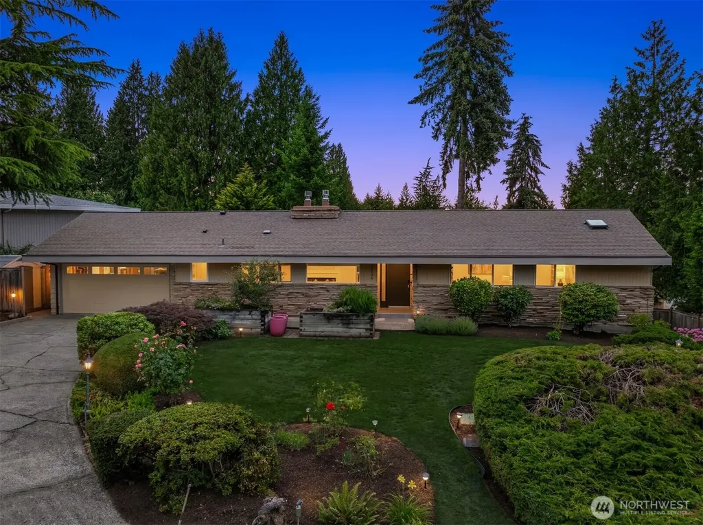 12536 SE 15th Street Bellevue WA 98005