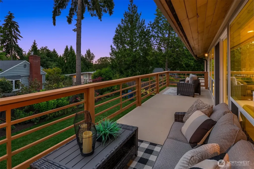 12536 SE 15th Street Bellevue WA 98005