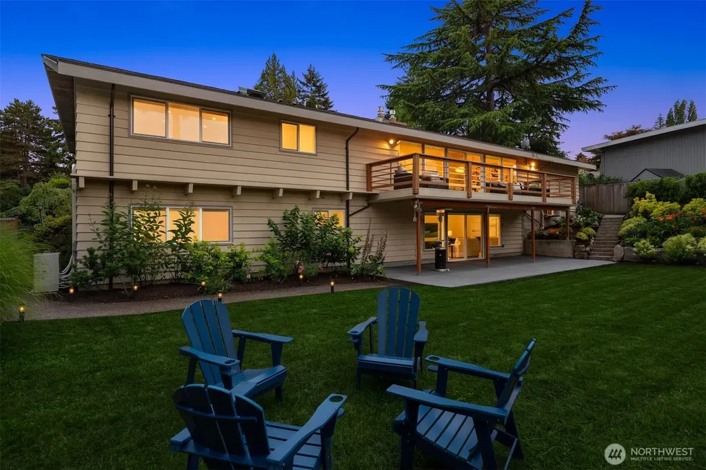 12536 SE 15th Street Bellevue WA 98005