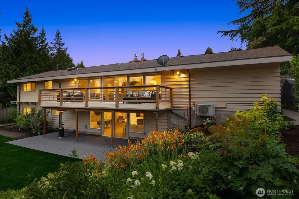 12536 SE 15th Street Bellevue WA 98005