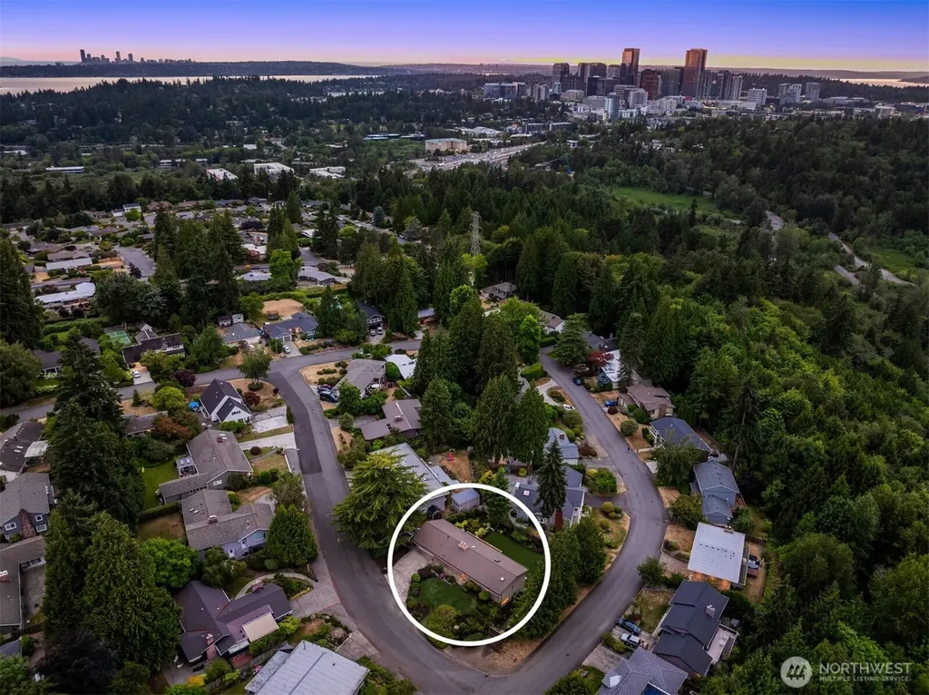 12536 SE 15th Street Bellevue WA 98005
