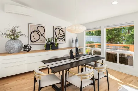 12536 SE 15th Street Bellevue WA 98005