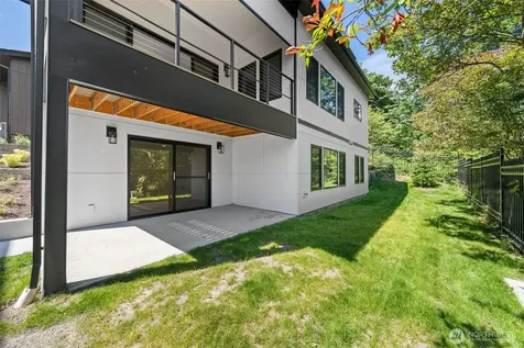 1219 158th Place SW Lynnwood WA 98087