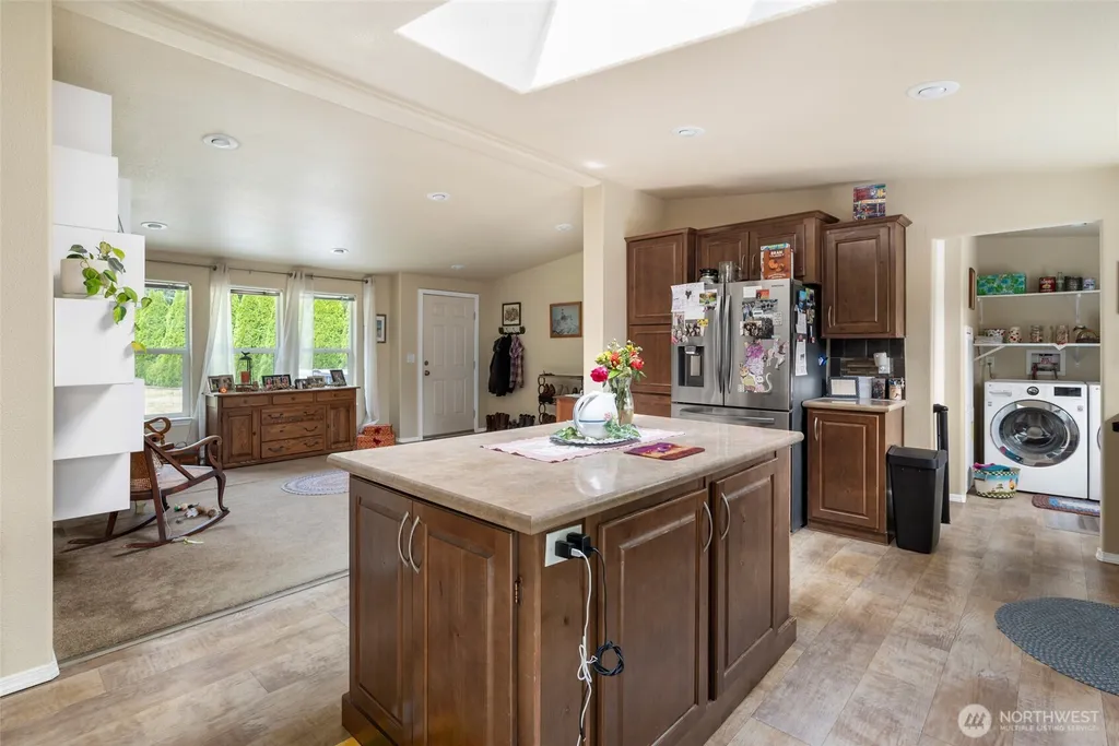 29410 Sr 20 Oak Harbor WA 98277