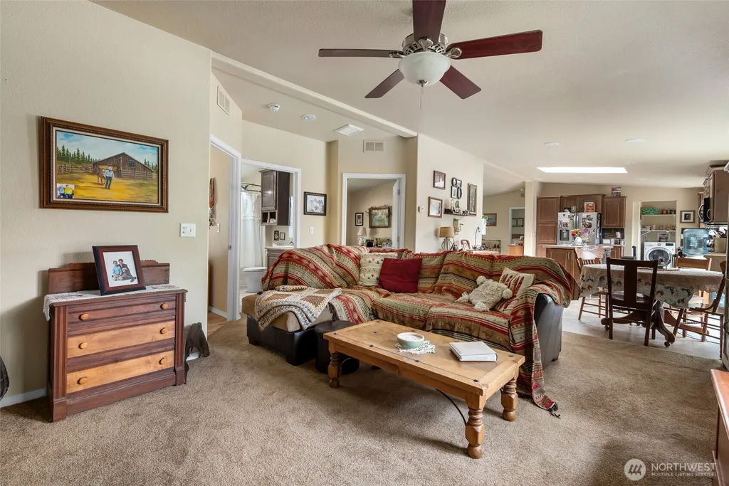 29410 Sr 20 Oak Harbor WA 98277