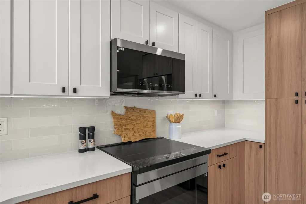 31509 42nd Avenue SE Federal Way WA 98023