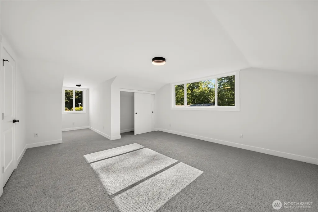 31509 42nd Avenue SE Federal Way WA 98023