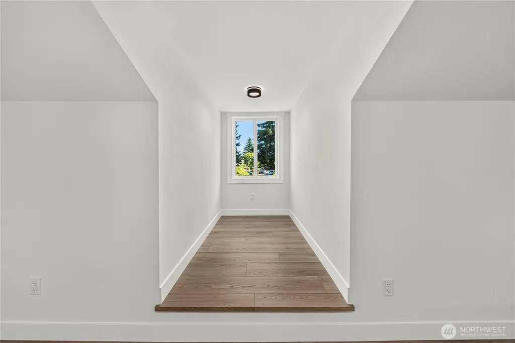 31509 42nd Avenue SE Federal Way WA 98023
